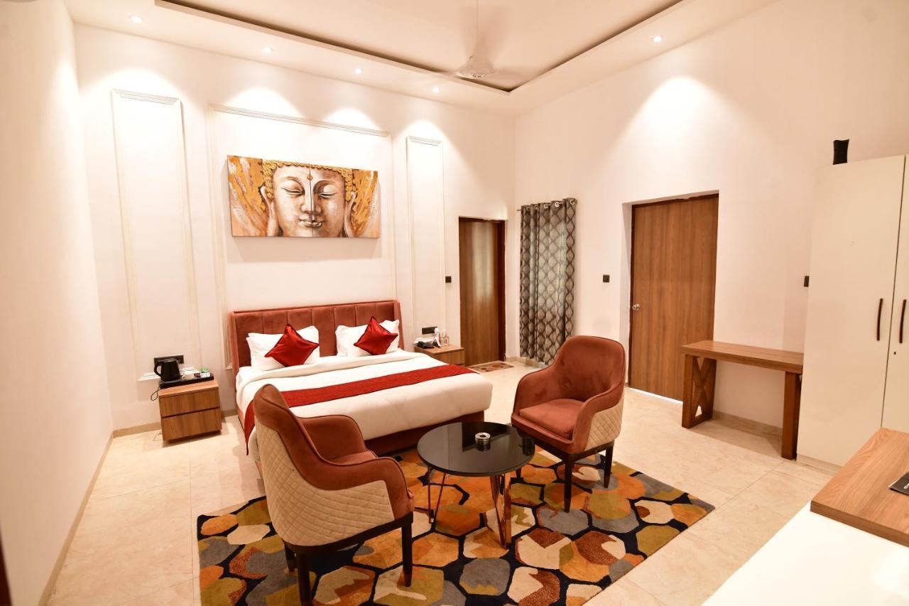 Kamay The Kohinoor Palace - A Heritage Hotel Faizābād 外观 照片