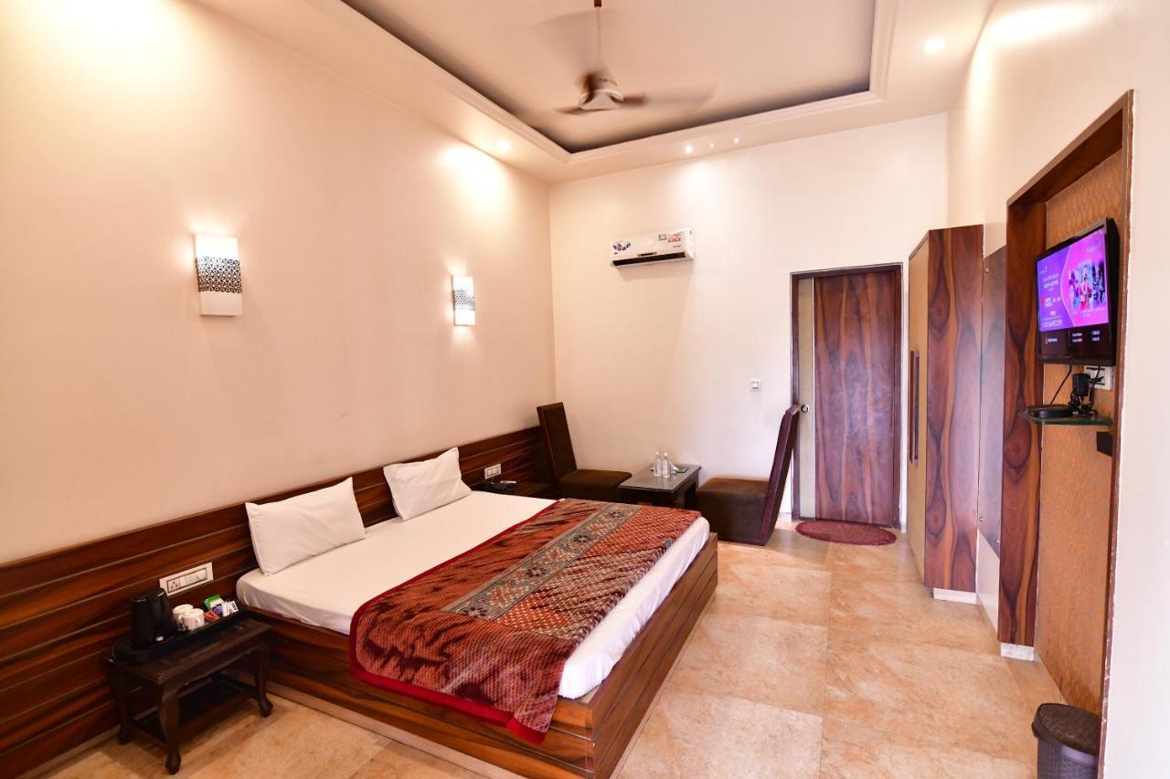 Kamay The Kohinoor Palace - A Heritage Hotel Faizābād 外观 照片